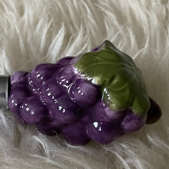 NWOT Porcelain Repousse Handle Stainless Butter Spreader 5 1/2" - Picture 4 of 7